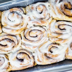 Cinnamon Rolls (4-pack)